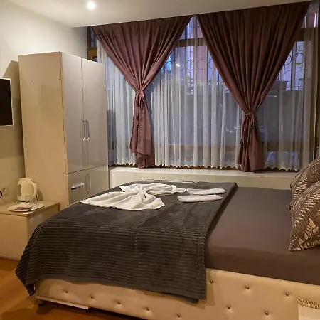 Hotel Mymoon 3*