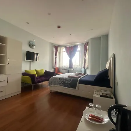 Mymoon Hotel 3*