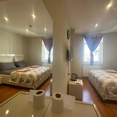 Mymoon Hotel 3*