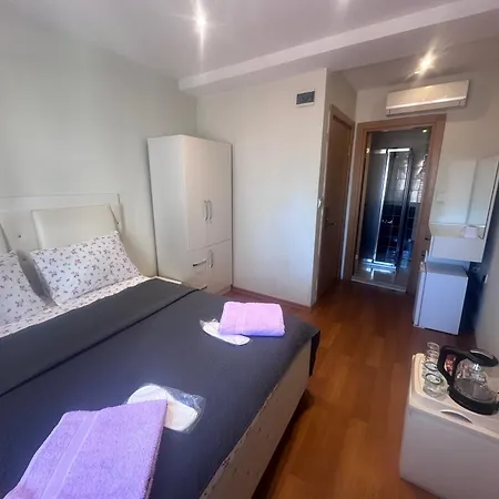 Otel Mymoon 3*
