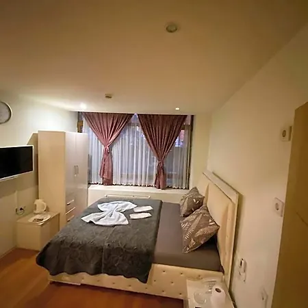 Otel Mymoon 3*