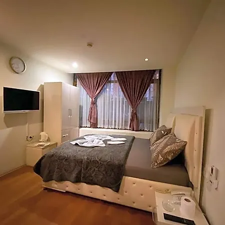 Mymoon Otel 3*