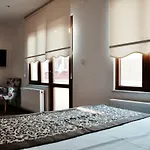 Mymoon Hotel
